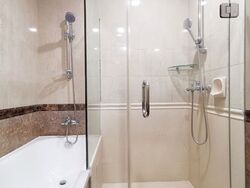 Sanctuary Green (D15), Condominium #565820861